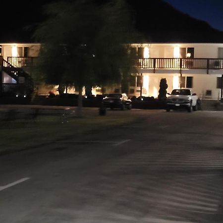 埃尔克斯汽车旅馆 Keremeos 外观 照片